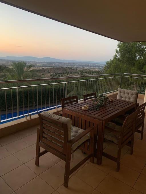 Villa Gloria Los Lopez Exteriér fotografie