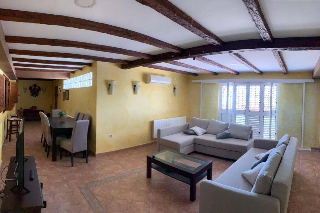 Villa Gloria Los Lopez Exteriér fotografie