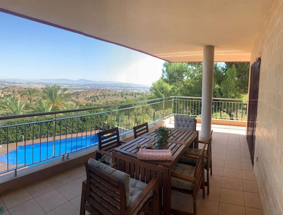 Villa Gloria Los Lopez Exteriér fotografie